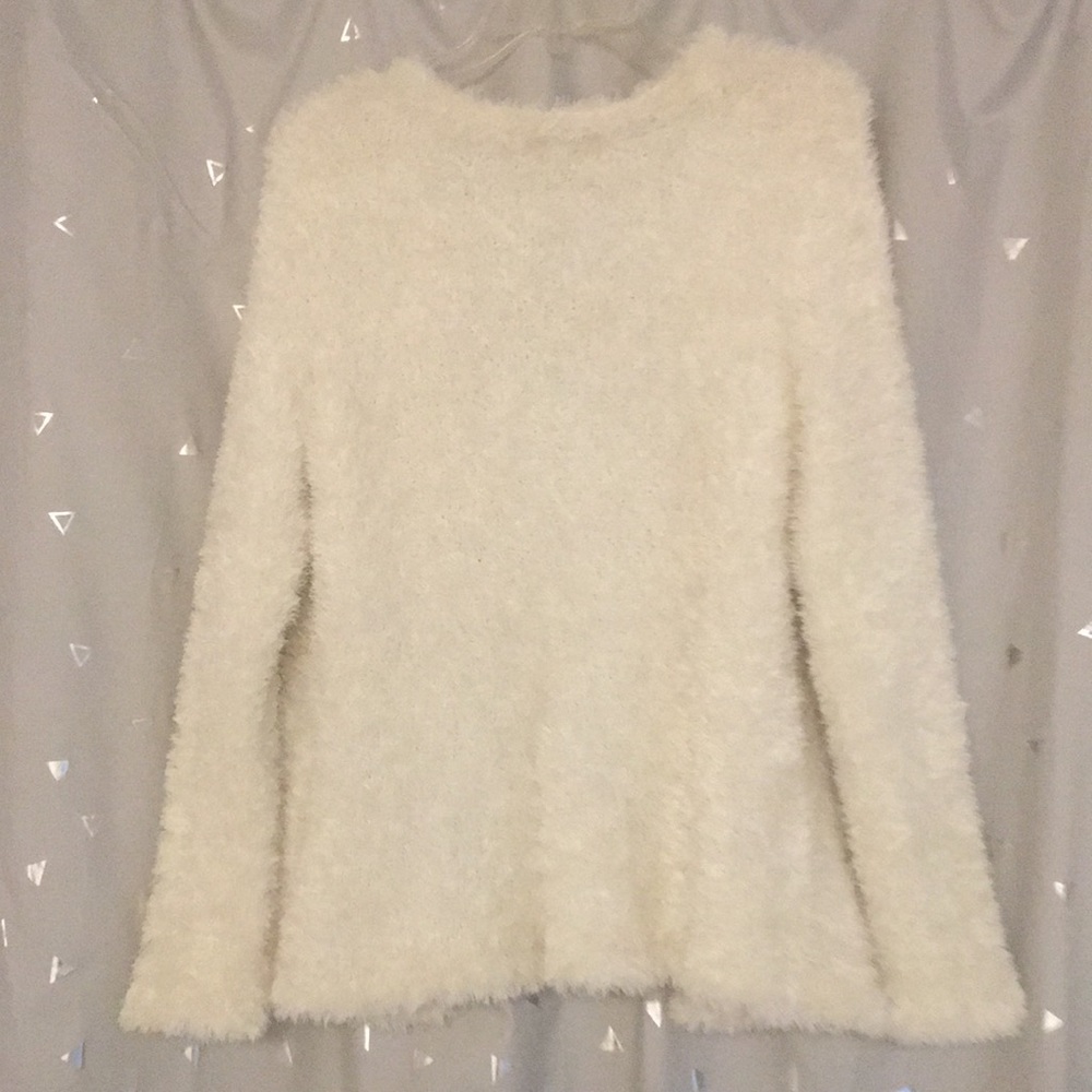 Fuzzy white jacket - Picture 2 of 6